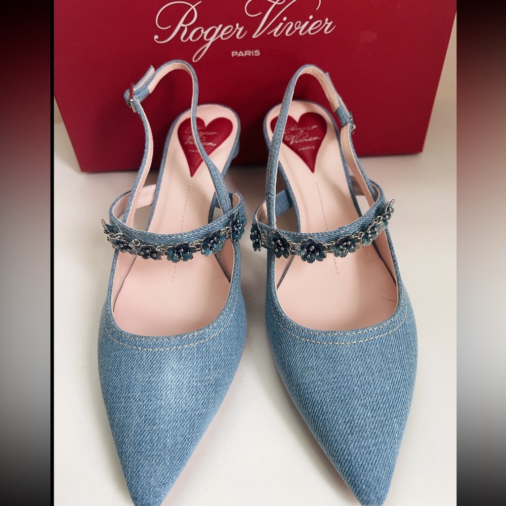 ROGER VIVIER Virgule Daisy 55MM Denim Slingback Pumps